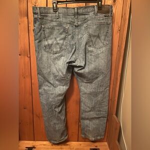 Men’s Wrangler Athletic Fit Jeans